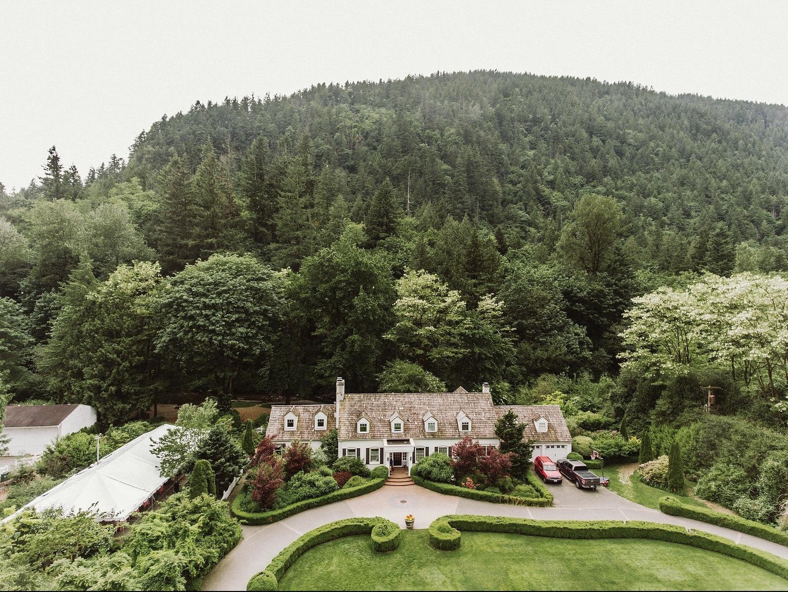 The Wedding Website of Olivia Grace Murphy and Gavin Watson Mahony
