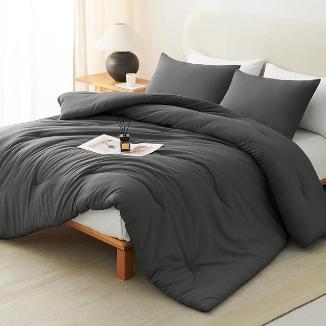 CozyLux King Size Comforter Set Dark Grey, 3 Pieces Solid Dark Gray Breathable Quilted Style Bedding Sets, Luxury Soft Microfiber Down Alternative Comforter Bed Set (1 Comforter & 2 Pillowcases)
