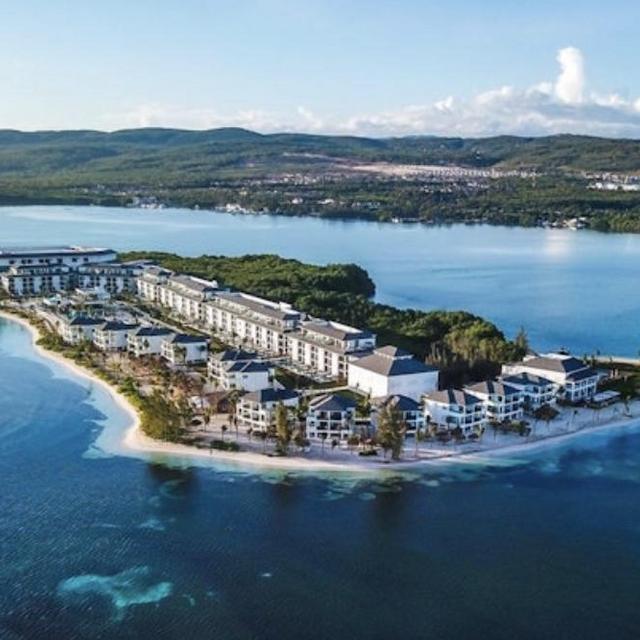 Contribute to Our Plane Tickets to Montego Bay