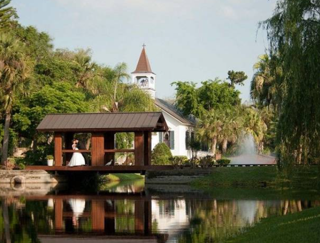 The Wedding Website of Karilynn Burks and Hunter Jelsch