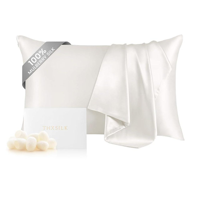 THXSILK 100% Pure Mulberry Silk Pillowcase for Hair and Skin, Highest 6A+ Grade Pure Silk Pillow Case Standard Size, Real Silk Pillowcase with Concealed Zipper(White, Standard)