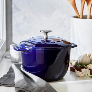 Petite French Dutch Oven