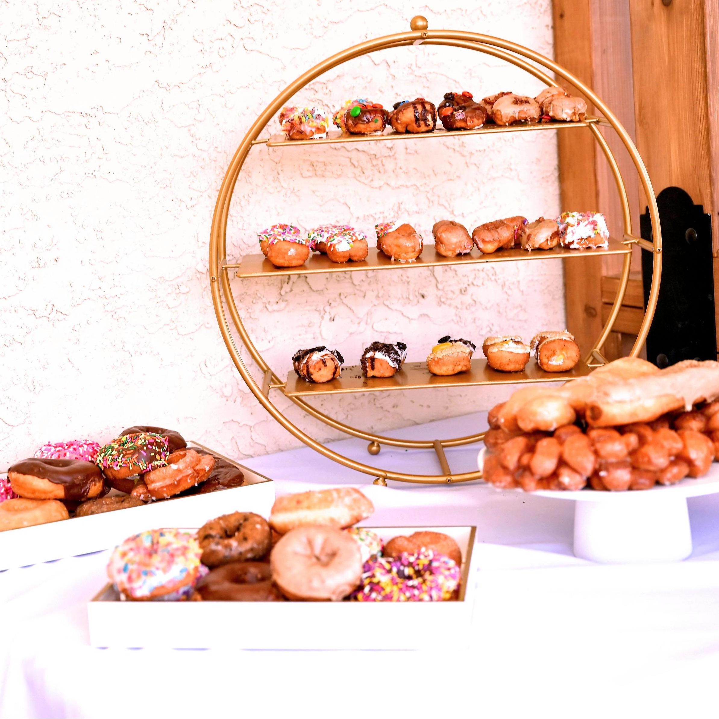 Who doesn't love donuts? We thought we overbought and only ended up with a couple leftovers, so as far as we can tell, no one.