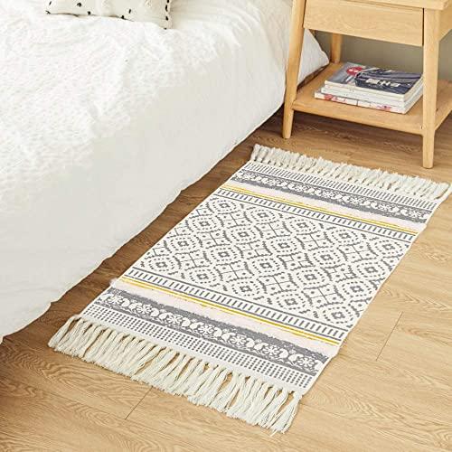 HiiARug Tufted Area Rug, Hand Woven Print Cotton Throw Rugs Tassel Washable Geometric Pattern Door Mat Floor Mat Bedroom Laundry Room Rug (Yellow, 2' x 3')