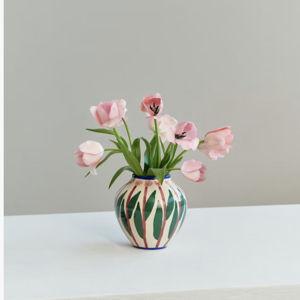 Omi Vase – Design Within Reach