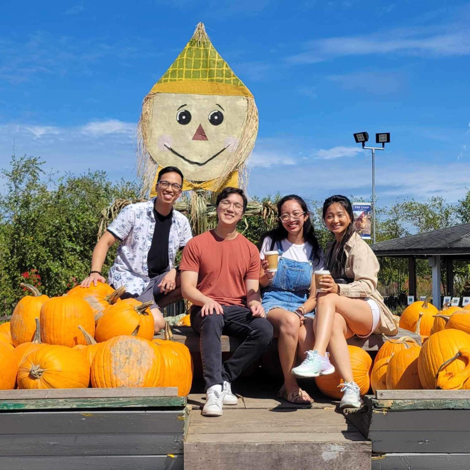 2024 - fall foliage fun with the foo fam