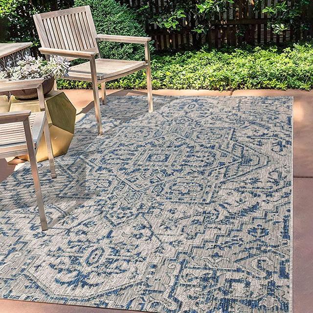 JONATHAN Y SMB105B-4 Estrella Bohemian Medallion Textured Weave Indoor Outdoor Area-Rug Coastal Bohemian Rustic Glam Easy-Cleaning Bedroom Kitchen Backyard Patio Non Shedding, 4 X 6, Navy/Gray