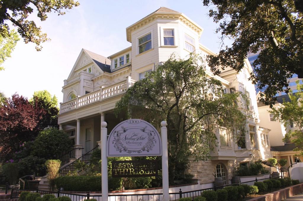 The Wedding Website of Marlee McInnis and Robert Kramer