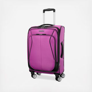 4 Kix 3.0 20 in. Carry-On Spinner