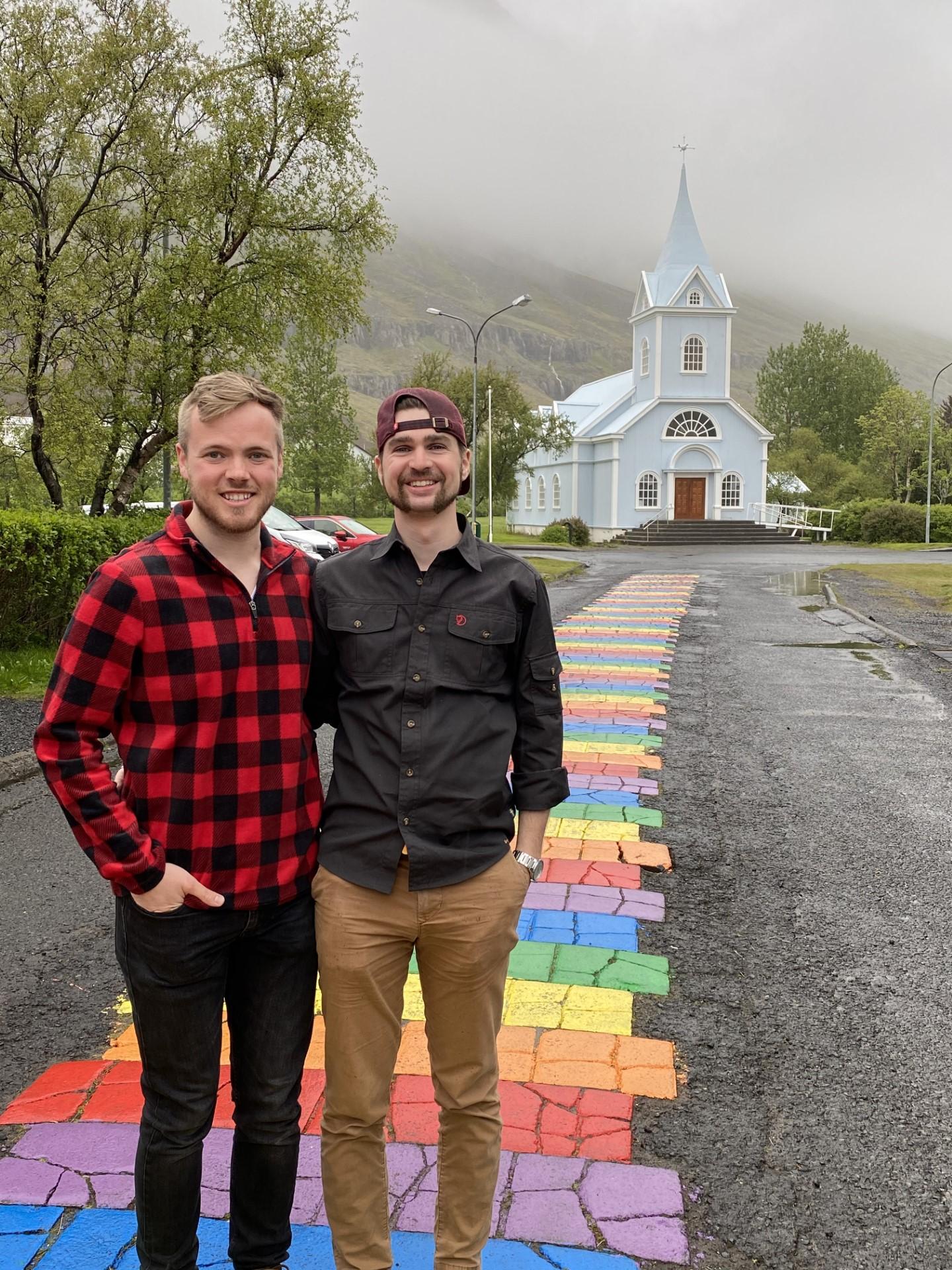 The Wedding Website of Josiah Jarvenpaa and Woody Brown