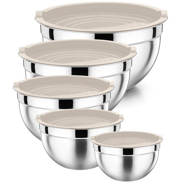 P&P CHEF Khaki Mixing Bowls with Lids, Set of 5, Stainless Steel Nesting Salad Bowl for Mixing & Storing, Refrigerator & Dishwasher Safe, Size 4.6, 3, 1.5, 1, 0.7 QT