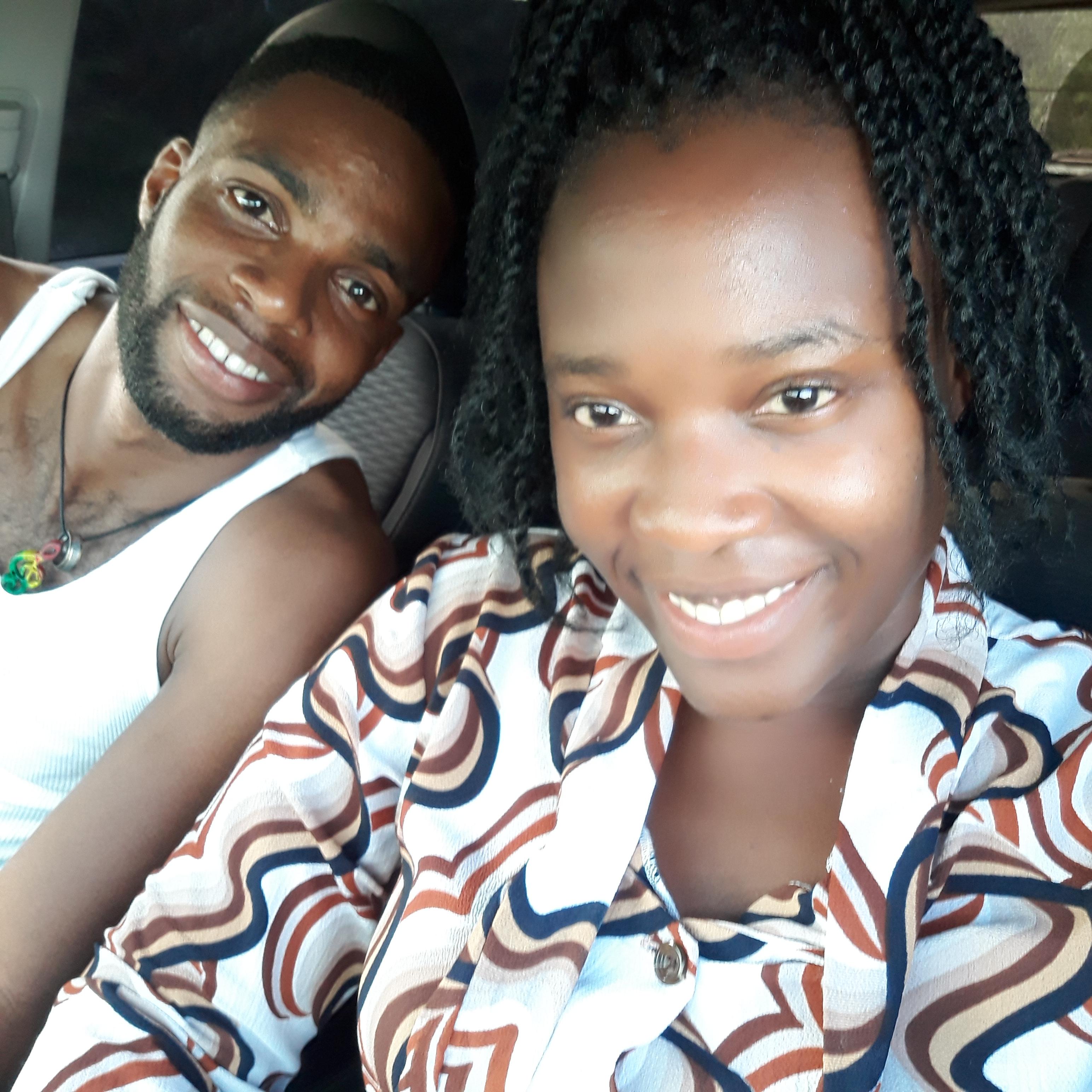 The Wedding Website of Zolene Edwards and Deran Benta
