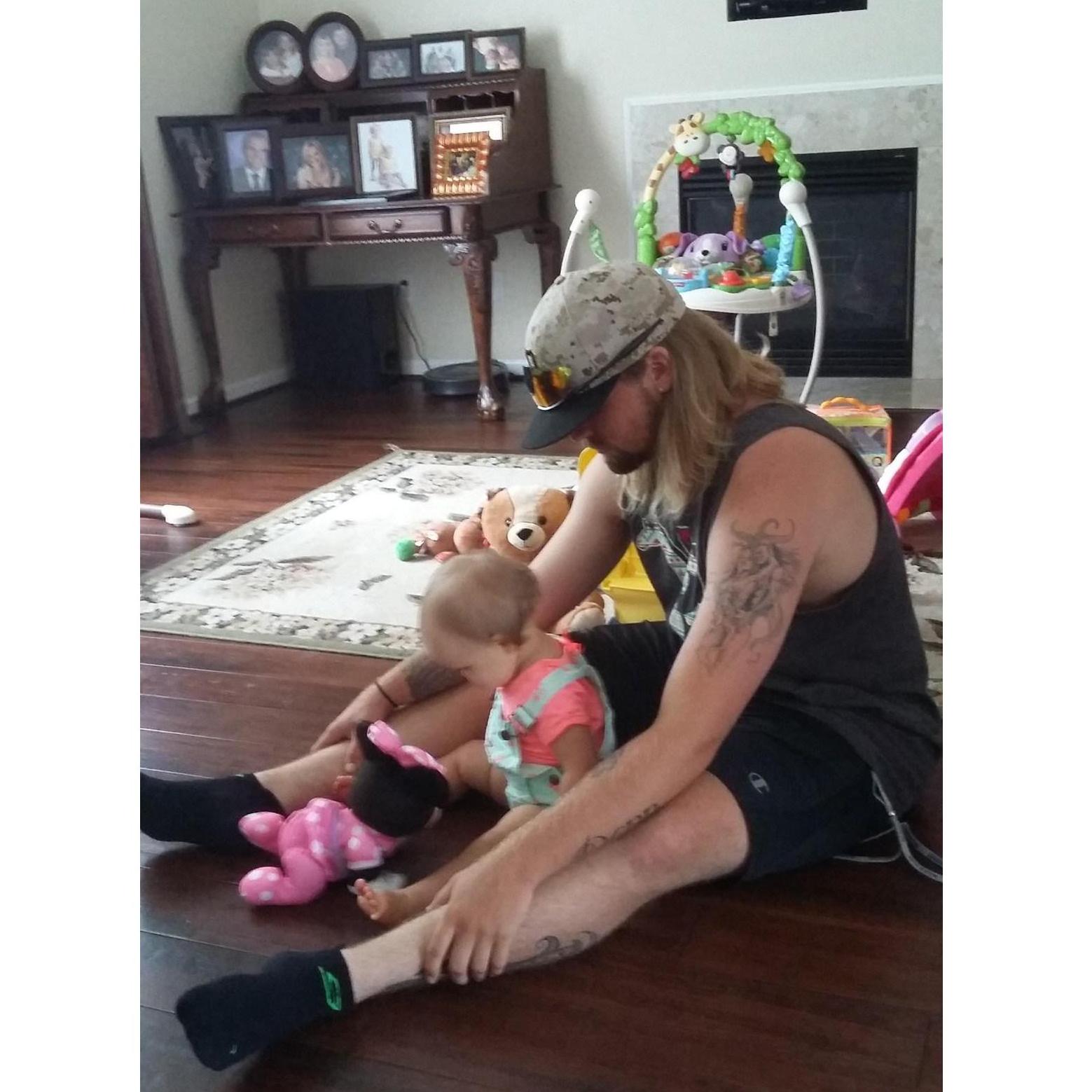 8/8/16 - My first time meeting Robbie's family who then lived in Newport News, VA. In the pic is Abby (1yr old)