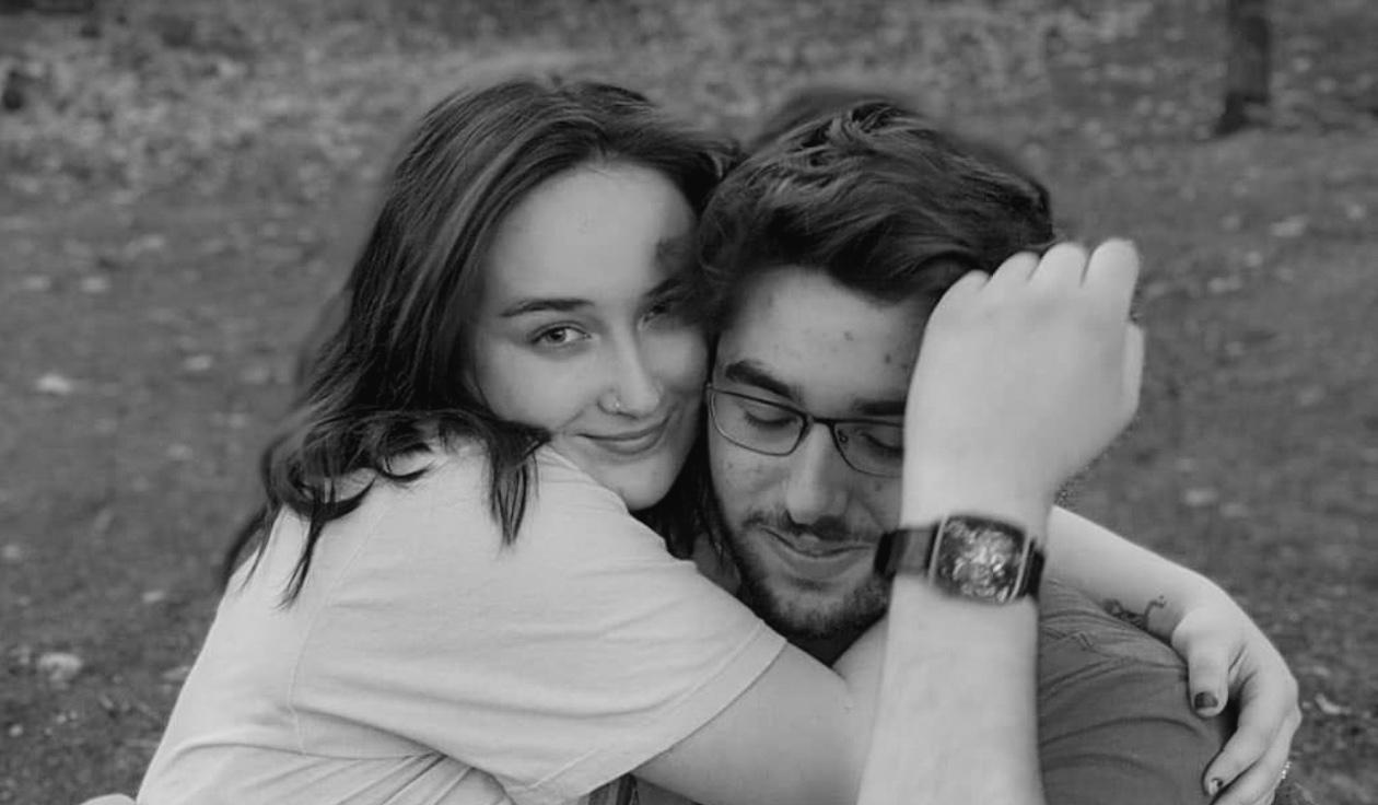 The Wedding Website of Caitlyn Bott and Bradley Hopkins