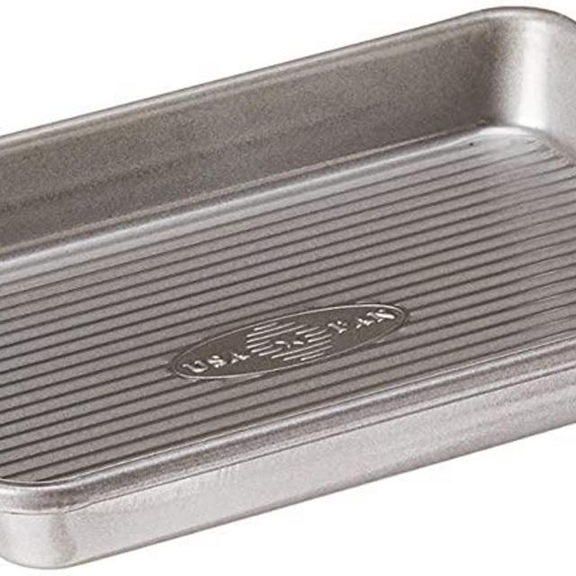 USA Pan 1607CR Bakeware Extra Large Sheet Baking Pan and Bakeable Nonstick  Cooling Rack Set, XL, Metal