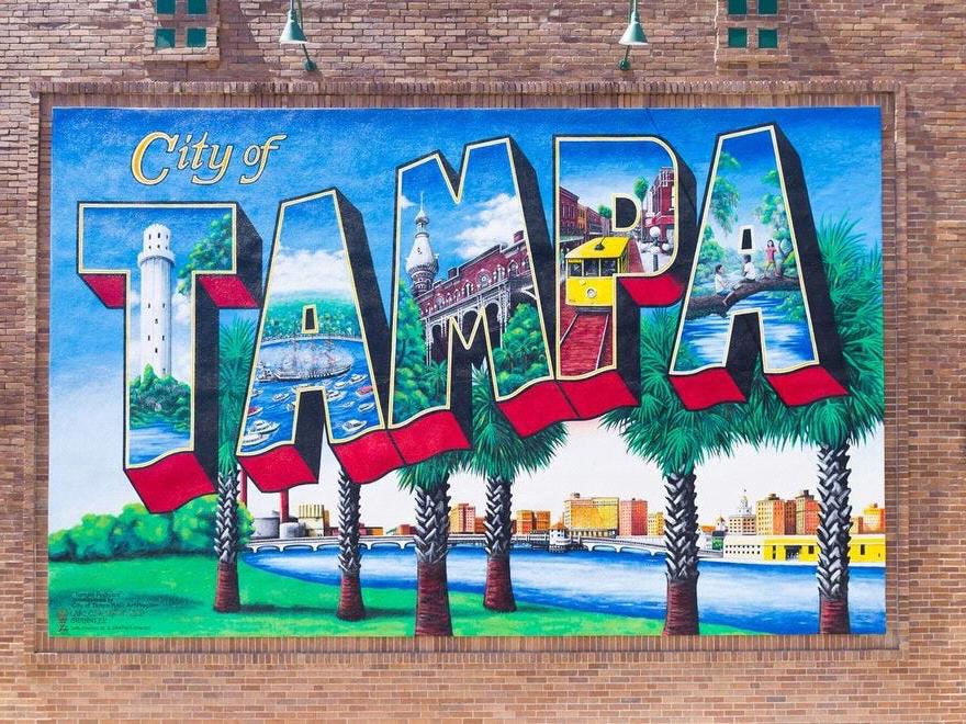 The Wedding Website of Caitlin Wilkerson and Alexander Kleineschay