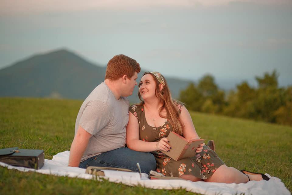 The Wedding Website of Julia Lucas and Bailey Evans