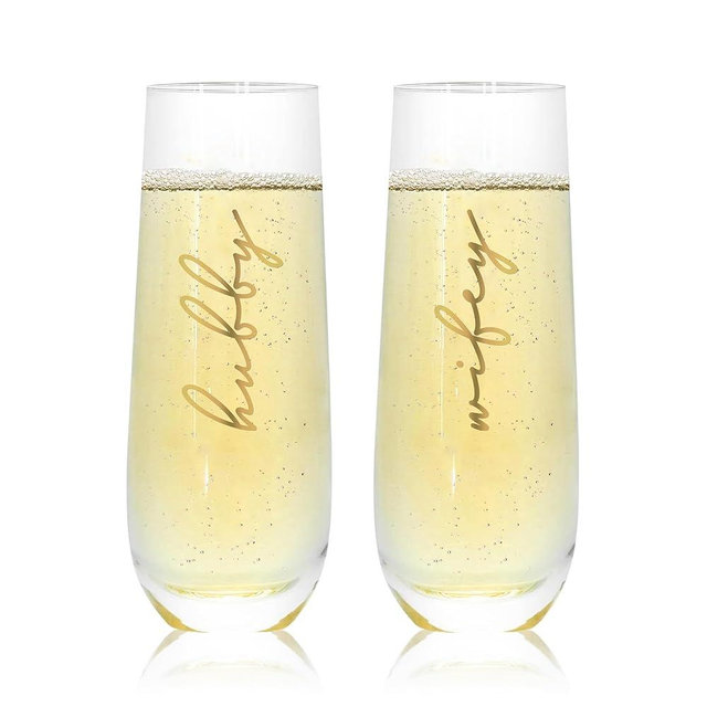 Mr&MrsGifts Hubby and Wifey Champagne Glasses Set of 2 - Stemless Crystal Flutes for Wedding/Anniversary, 10oz Lead-Free Elegant Toasting Cups, 24K Gold Logo, Romantic Gift for Him & Her(A:HW)