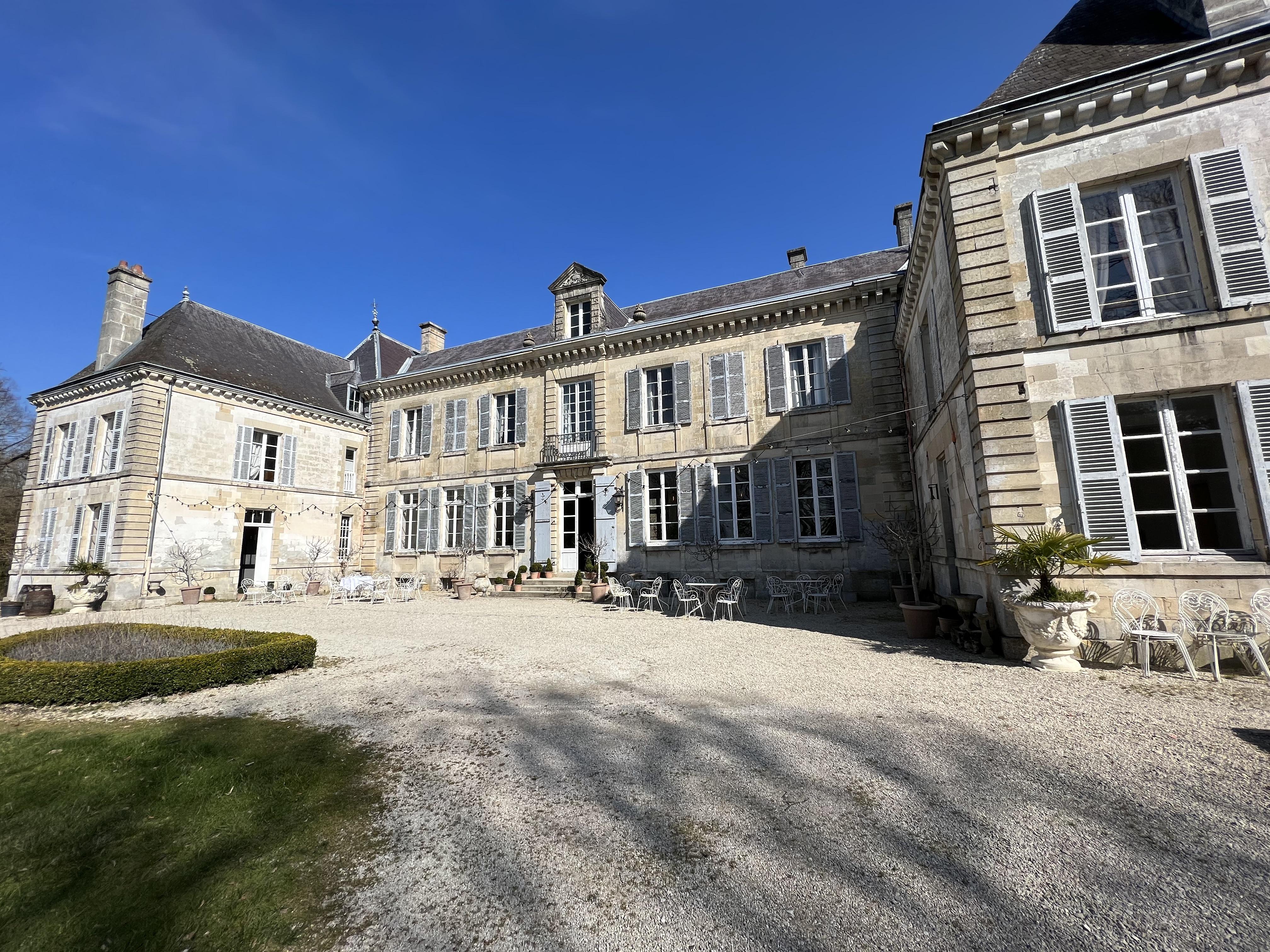 The Wedding Website of Alizabeth Steudler and Zachary Maughn