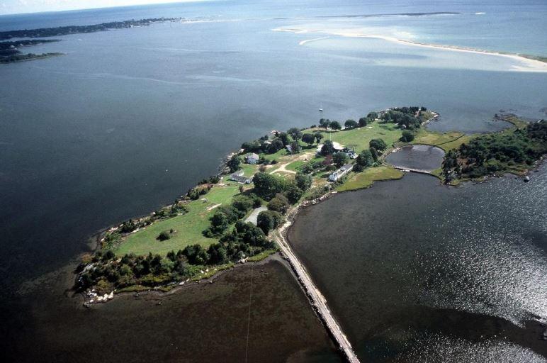 The Wedding Website of Kristen Bellomo and Conor Eagan