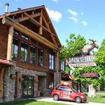 Moosejaw Pizza & Dells Brewing Co.