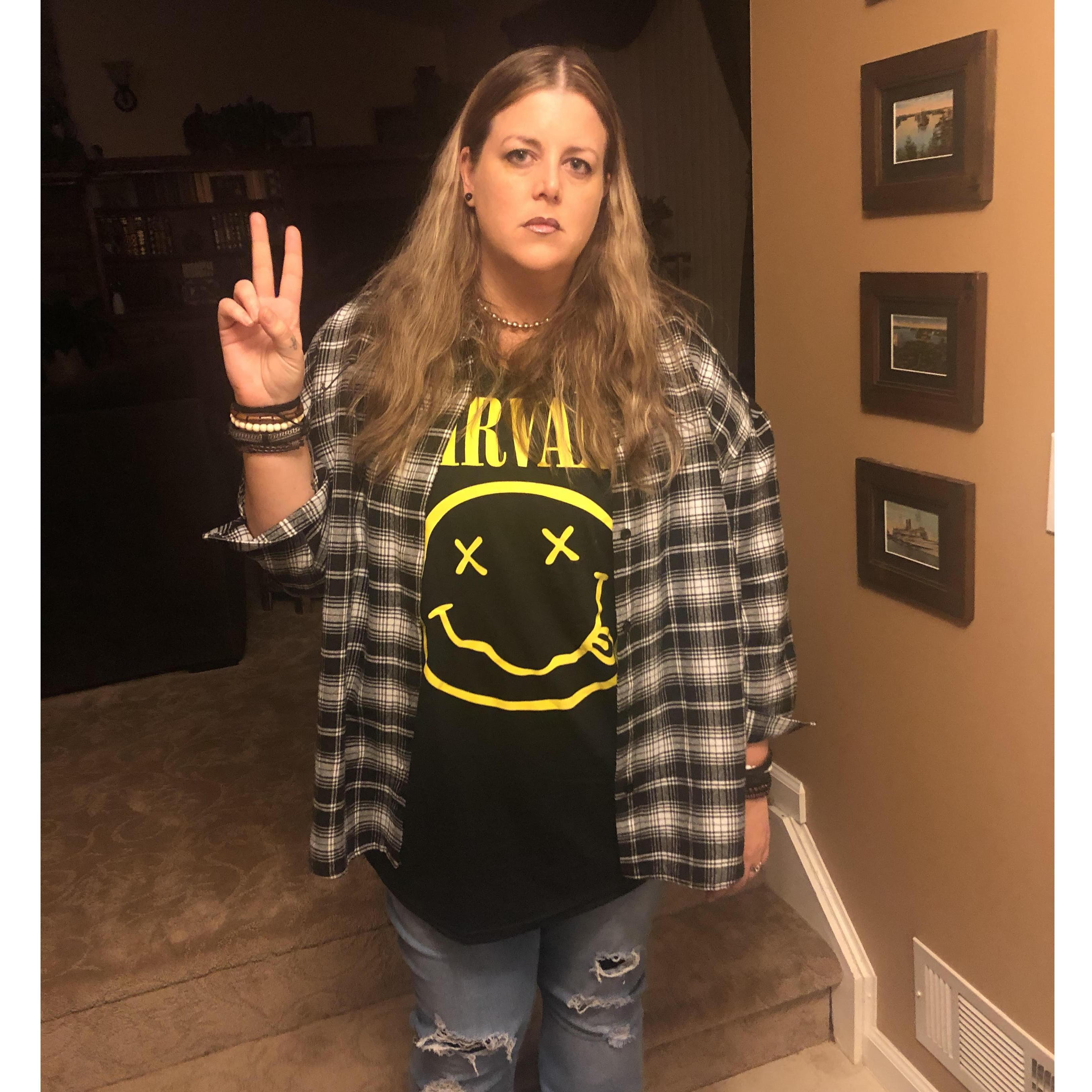 Alicia relives the 90's.
