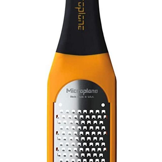 Microplane Artisan Series Coarse Cheese Grater (Yellow)