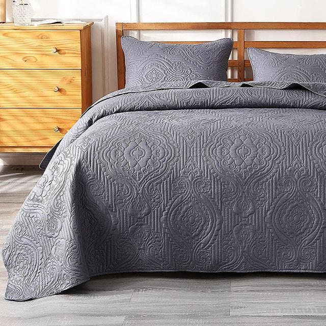 ENJOHOS 3PCs Oversize Bedspread King Luxury Reversible Lightweight Quilt Coverlet Solid Color Large Bed Cover for King/Cal King Bed Soft Microfiber Bed Spread for All Seasons(Grey,King/Cal King)