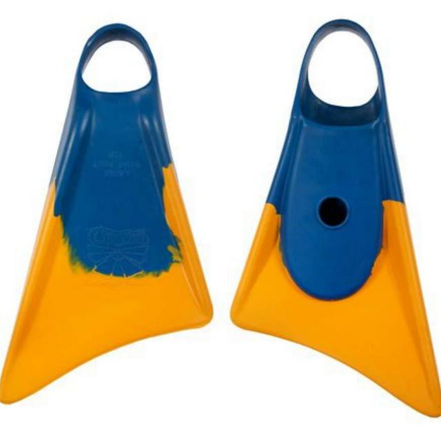 Churchill Makapuu Floating Fins | Comfortable Fit Fin Flippers | Patented Dolphin Tail Swimfins for Thrust and Performance | Made of 100% Natural Gum Rubber | Swimming, Diving, Surfing, Bodyboarding