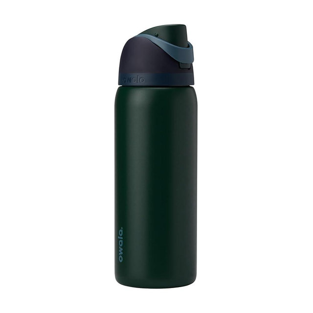 Owala FreeSip Insulated Stainless Steel Water Bottle with Straw, BPA-Free Sports Water Bottle, Great for Travel, 32 Oz, Lost Signal