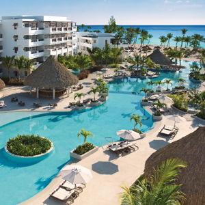 Daybed by the pool