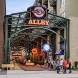 5th Street Market Alley