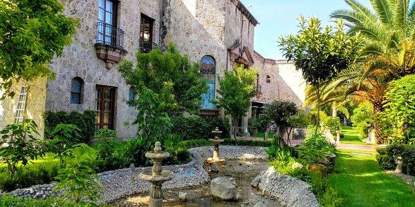 The Wedding Website of Lorena Marquez and Jorge Gamboa