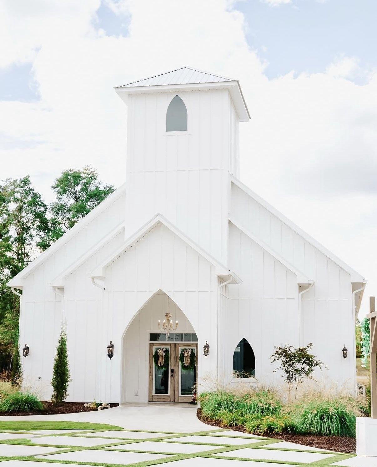 The Wedding Website of Bennett Broad and Abby Hoshour
