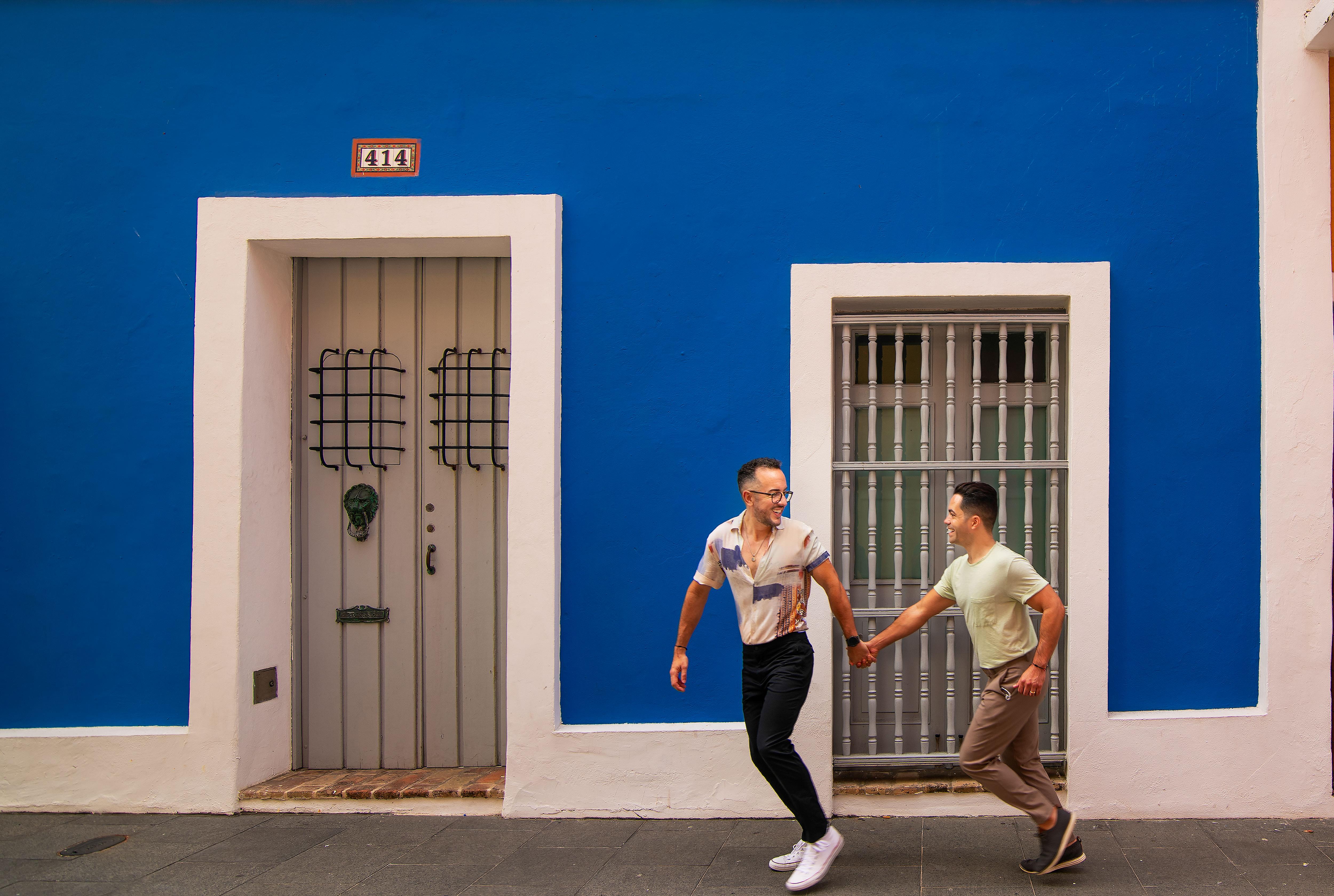 The Wedding Website of Carlos Miranda and Christian De La Rosa