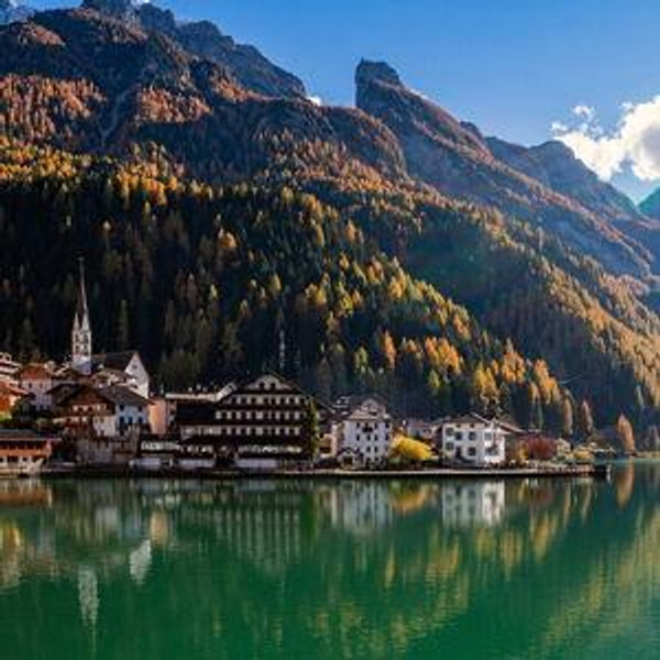 Lodging in Allehe, Italy