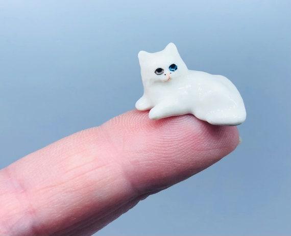 White Persian Kitty Cat Collectable Gift Ceramic Ornament