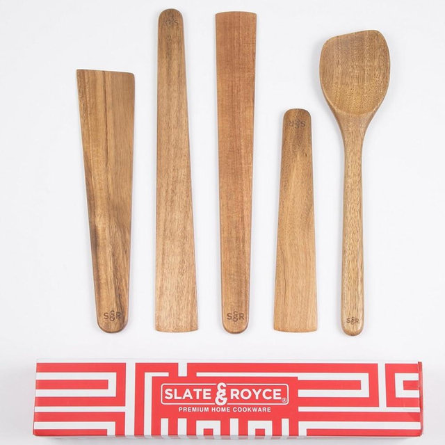 SLATE & ROYCE 5-Piece Acacia Wood Utensil Set - Non-Toxic Kitchen Tools with Tapered Edges - Heat-Resistant, Non-Stick Cookware Safe, Essential Cooking Flat Spatulas, Scraper & Spoon