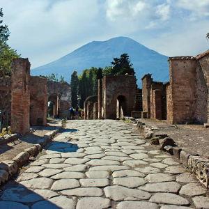 Guided Pompeii Archaeological Tour