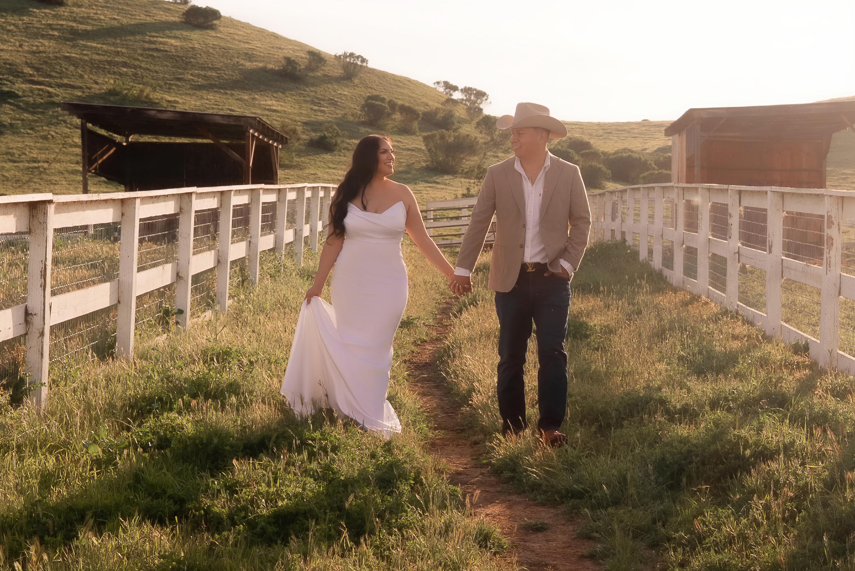 The Wedding Website of Esmeralda Mora and Brian Murillo Mendoza
