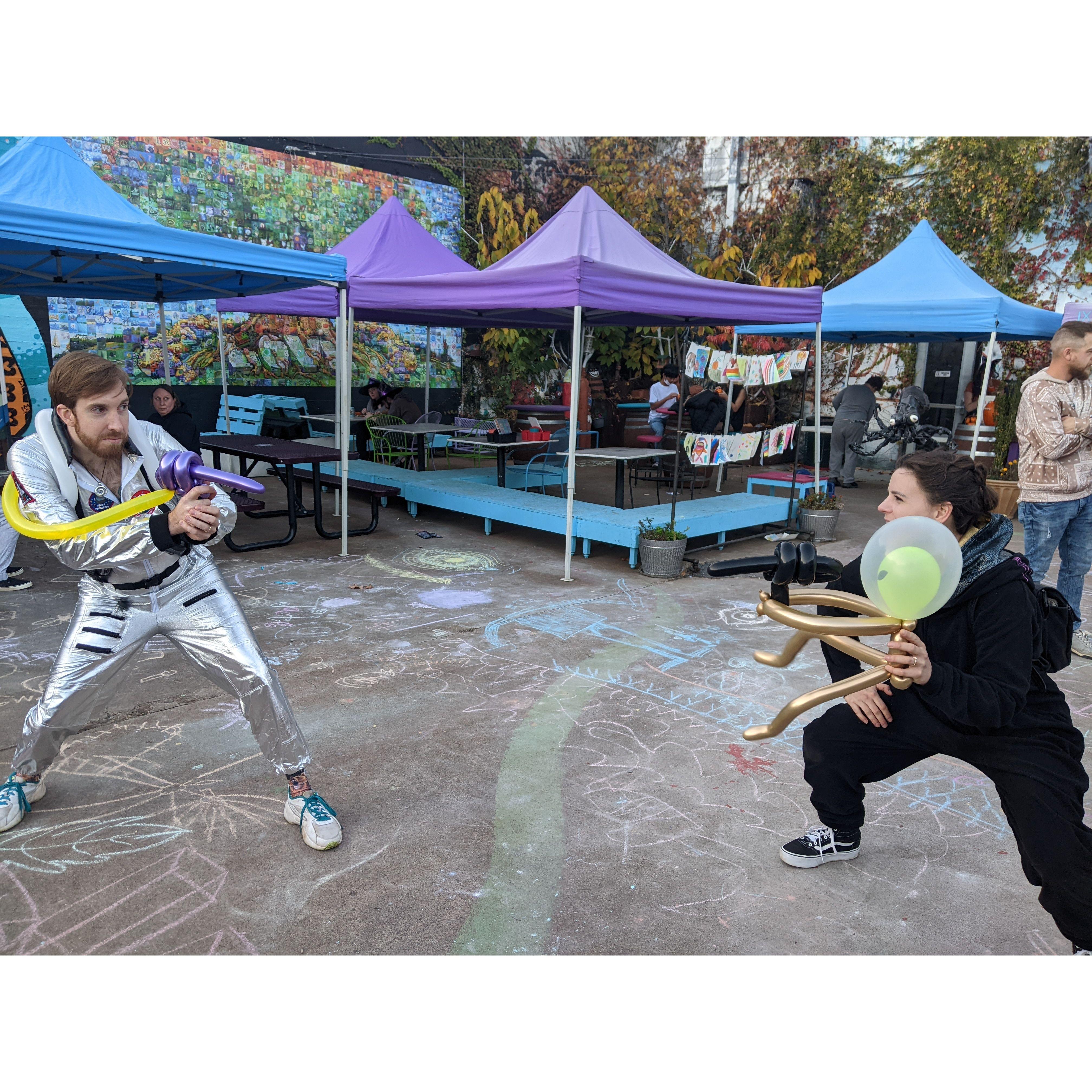 There was a guy making these awesome balloon creations at the outdoor Halloween festival/party, Ix Park 2022