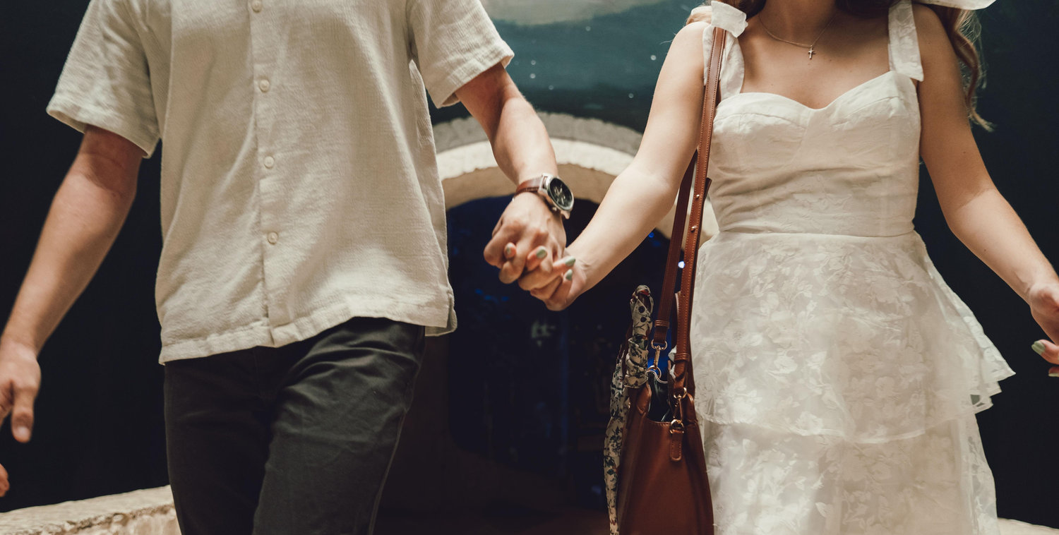 The Wedding Website of Emily Wear and James Anderson
