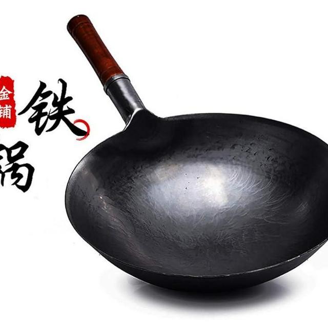 SERENITA Chinese 100% Hand Hammered Iron Woks Stir Fry Pans, Non-stick, No Coating, Less Oil, 36CM, Black Seasoned Wooden handle
