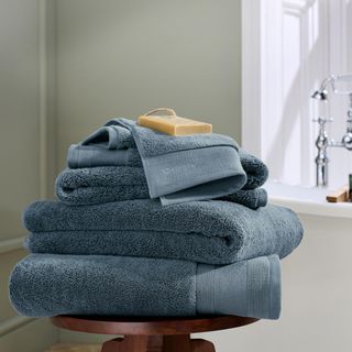 Signature Bath Sheet