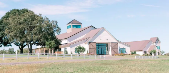 The Wedding Website of Hannah Patterson and Austin Macfadyen