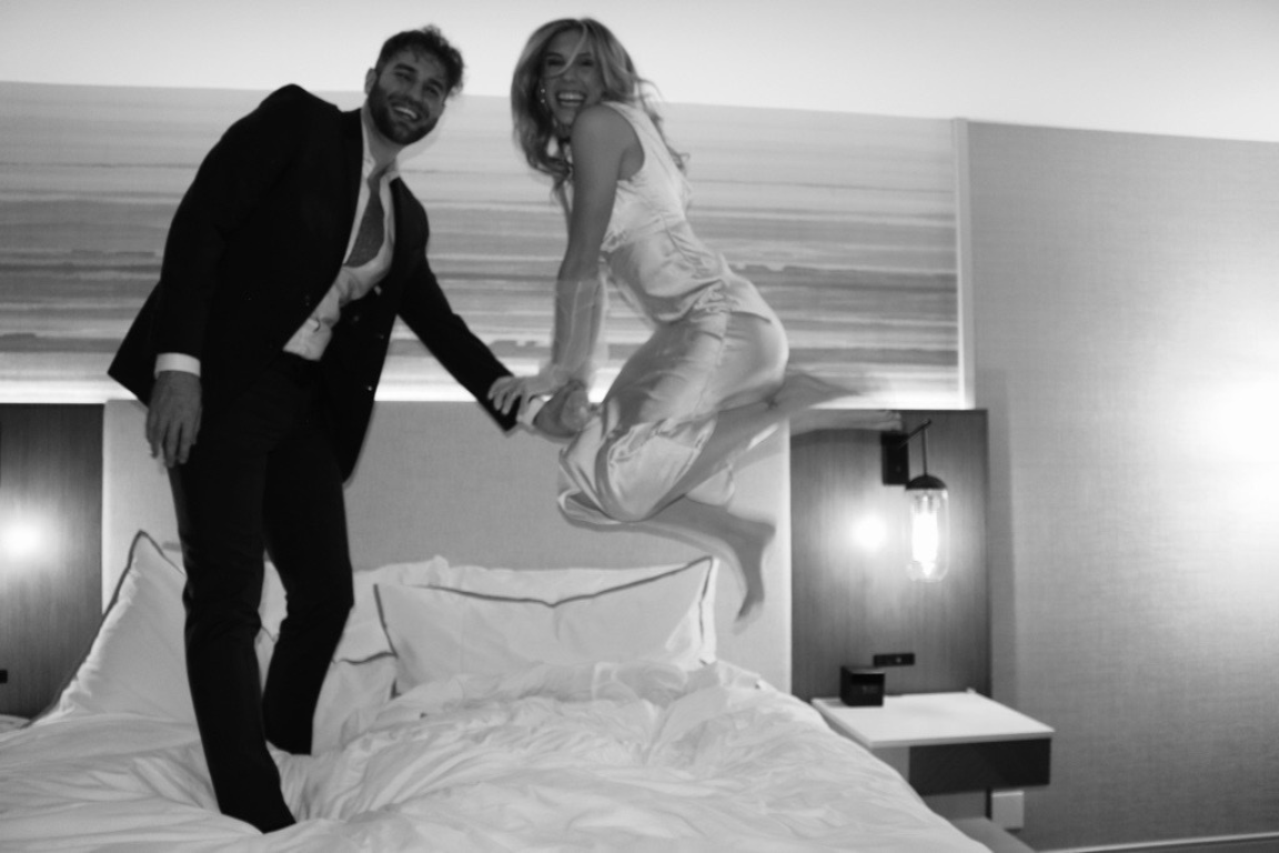 The Wedding Website of Julianne Stanger and Cameron Saben