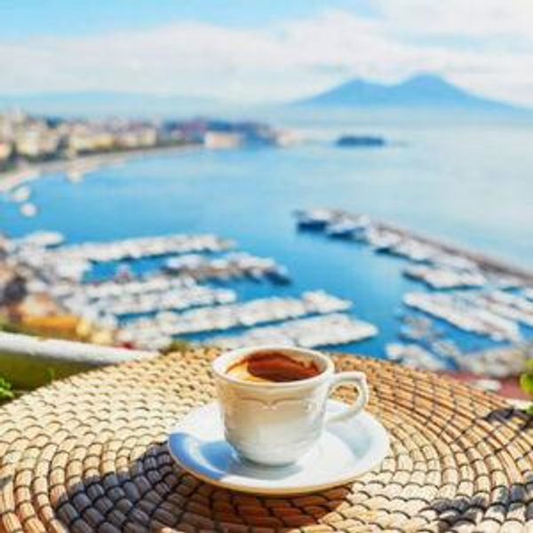 Espresso, Pasta, Paninis, Croissant, Wine in Italia Fund
