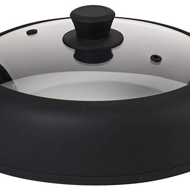 Bezrat Vented, Easy Grip, Silicone and Glass Microwave Cover Black – Microwave Splatter Guard for 6–7–8–9-10 inch Plates and Bowls