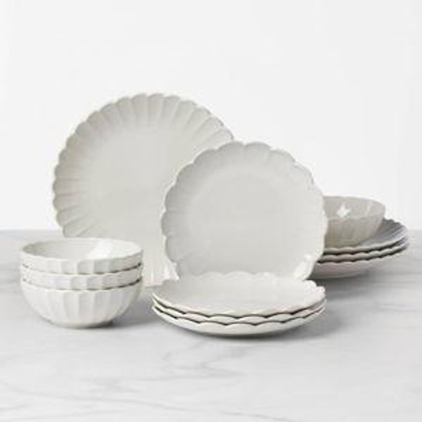 Lenox French Perle Scallop 12-Piece Dinnerware Set, 17.70 LB, White