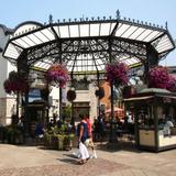 Bridgeport Village